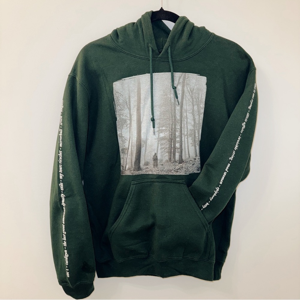 Taylor Swift "In the Trees" Folklore green hoodie size small
